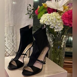 SJP by Sarah Jessica Parker Black Heels : Rare!